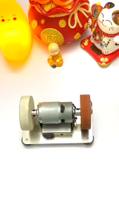 Mini Mesin Gerinda Meja Penggerindaan Kasar dan Halus dengan Roda Gerinda GandaMesin Gerinda Duduk