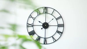 Living Room Wall clock 60CM metal retro round large size Roman numerals wall clock Mute modern clock
