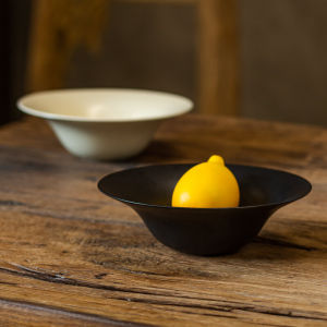 Su Huo Minimalist Retro Hat Bowl Creamy-white Black Fruit Salad Bowl Pasta Bowl Western Bowl Straw Hat Plate Soup Bowl