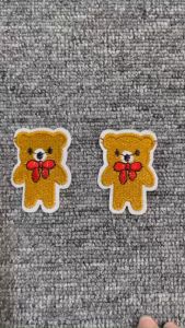 Miếng Sticker Thêu Ủi hình GAU NHỎ VÀNG