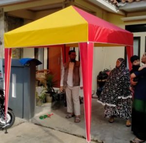TENDA BAZAR 2*2 ANTI KARAT TENDA JUALAN TENDA BAZAR 2 x 2 COCOK BUAT TENDA JUALAN TENDA BAZAR TENDA STAN TENDA PIRAMIT TENDA MURAH MERIAH TINGGAL PAKEK
