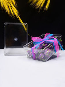 กล่องพลาสติกเกรดอาหารแช่แข็งทนกระแทกใหญ่พิเศษกล่องแข็งทรงสี่เหลี่ยมผืนผ้าแบบใสพร้อมฝาปิดกล่องเค้กยางใส่ใบชา