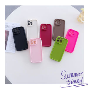 Zeallion Retro Maple Leaf Phone Cases for Samsung S25, Google Pixel 7 & Apple iPhone