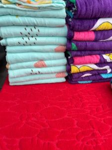 ผ้าหมู ผ้าหม 4 ฟุต 120x190 มีขนาดเล็กน้อยในระดับ 4 ตรง สำหรับผู้ชายหนึ่ง การเลือกความมากของจำนวนที่ต้องการ