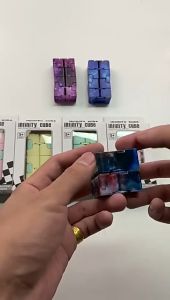 รูบิค INFINITY CUBE สำหรับบริหารมือ หมุนได้ทุกทิศทาง