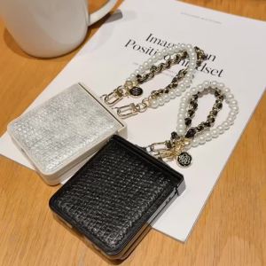 szhaiyu | Luxury Leather Wrist Strap Phone Case for Samsung Galaxy Z Flip 7 6 5 4 3 Flip7 FE Flip5 Flip6 5G Protective Shockproof 5G Cover