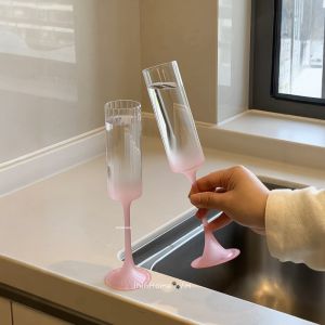 Wedding Gift Elegant Pink Champagne Glasses Couple Toasting Glasses High-End Gradient Crystal Glasses for Newlyweds
