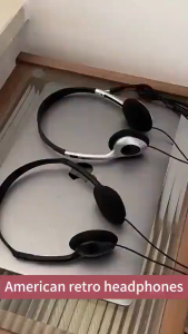 Retro Y2k Headphones CD MP3 Walkman Headphone Sports Fashion 3.5mm Wired Earphone Head-mounted