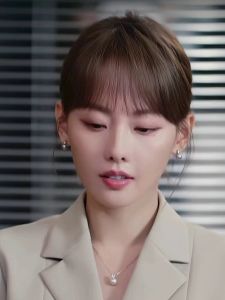 Queens Fashion 925 Sterling Silver Pearl Necklace Luxury Minimalist Sweater Chain High-End Pendant Clavicle Chain Jewelry