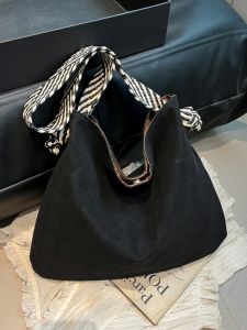 Korean Style Large Capacity Tote Bag Womens Casual Underarm Bag Versatile Autumn New Fashion Single Shoulder Bag