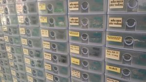 TLP281-4 Bộ cách ly quang điện đầu ra transistor 2500Vrms 4 Channel 16-SOIC