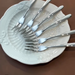 Nĩa inox cao cấp CHOCKMEN LUCUKU nĩa inox 304 cao cấp nĩa ăn trái cây nỉa ăn hoa quả nĩa inox cho bé an tâm sức khỏe dĩa nĩa ghim đồ ăn inox sáng bóng loáng đẹp sang trọng