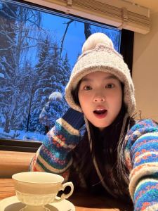 เสื้อสเวตเตอร์ถักหนาทรงหลวมสไตล์ย้อนยุคสำหรับผู้หญิงในฤดูหนาว เสื้อสเวตเตอร์ถักลายทางนุ่มๆ เสื้อผ้าทำงาน แฟชั่นลำลอง