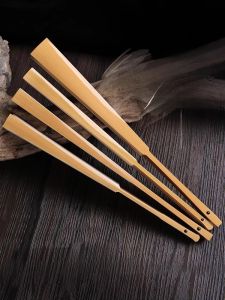 พัดกระดาษเปล่าสไตล์โบราณสำหรับผู้ชายและผู้หญิง พัดกระดาษทอแบบพับได้จากไม้ไผ่หยกซักน้ำ วัสดุกระดูกไผ่ 18 ชิ้น