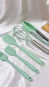 Silico Spatula Set Silikon Tahan Panas Warna Hijau 5 In 1 / Alat Masak Set Anti Lengket Kuas Silikon Spatula Silikon Capitan Silikon Kocokan Telur Silikon