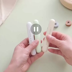 2-in-1 Needle Threader Thread Ripper Durable Hand Sewing Tool for Home Tailoring and Fabric Repair Anti-Slip Sewing Ripper & Threader Set - Stainless Steel Tool for Precision Fabric Work