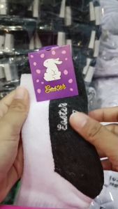 ถุงเท้านักเรียน ข้อกลาง Easter สีขาวพื้นเทา ระดับข้อเท้า ขนาด Free size / 7-9 / 5-7 / 4-6 สินค้าพร้อมส่ง