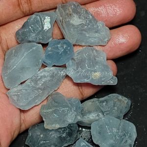 Bongkahan permata natural blue calestite