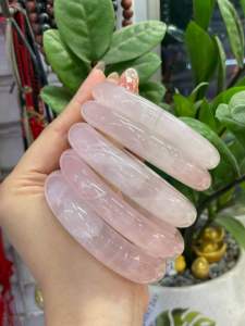 Vòng tay nam nữ bản hẹ đá Thạch Anh hồng may mắn tài lộc mệnh Hoả-Thổ