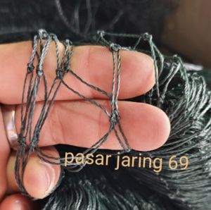 4 m x 145 m lubang 2cm x 2cm jaring pagar ayam atau bebek dll harga 1 pcs