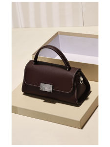 GXFMOD Retro Genuine Leather Crossbody Bag Womens Fashionable Versatile Handbag Commuter Tote Bag Soft Lock Buckle