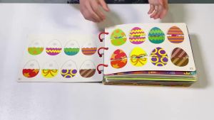 หนังสือ Busy Book ของเล่นเพื่อการศึกษาช่วงต้นสำหรับเด็ก หนังสือแบบแปะ หนังสือพลิก หนังสือเงียบ หนังสือสอนการตรัสรู้ ฉีกหนังสือ (สติกเกอร์ฟรี)