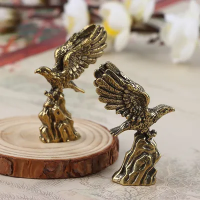 HOT! Antique Copper Eagle Statue Small Ornaments Vintage Brass Animal Figurines Crafts Desk Home Decorations Accessories Gifts
