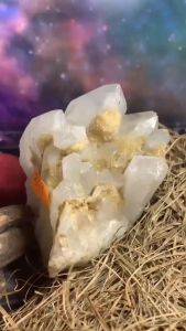 cụm đá Thạch Anh tự nhiên trụ tinh thể Lemurian li ti lắp lánh năng lượng cao mã 391