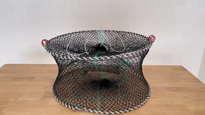 BOSSKU Bubu Ikan Panjang Jaring Pukat Warna Hitam 2 Lubang Bubu Ikan & Udang 2 Hole Fish&Shrimps Cage Fishing Net/弹簧捉螃蟹笼