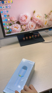 Micro Karaoke Bluetooth Cầm Tay SK-06 Cao Cấp Nâng Giọng Cực Chất Kiêm Loa Bluetooth Mini TWS Kết Nối 2 Mic Song Ca Âm Thanh Siêu Đỉnh Mic Hát Karaoke Không Dây Gia Đình Có Thu Âm Có Thẻ Nhớ USB AUX