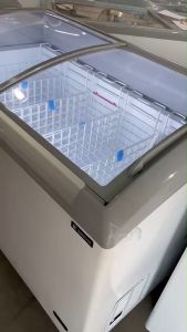 ตู้แช่แข็งกระจกฝาโค้ง Sanden รุ่น SNC-0435 ขนาด 15 Q ( รับประกันนาน 5 ปี )