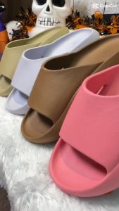 Marco Rocco รองเท้าแตะผู้หญิง EVA กันลื่น กันน้ำ น้ำหนักเบา พื้นนุ่ม รองเท้าแตะใส่ในบ้านแฟชั่น รุ่นMR8006W