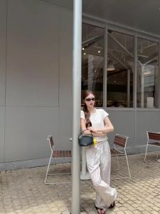 OIOI ESSE | Áo Thun Dễ Thương Nhẹ Nhàng Đa Năng