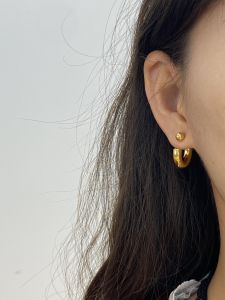 Minimalist C-Shaped Hoop Earrings Metal Front Back Design Heavy Industry Style Cold Tone Womens Fashion Jewelry Ear Accessories