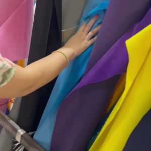 ผ้าสักหลาด ผ้ากำมะหยี่ ผ้าหลา ผ้าสักหลาดแบบแข็ง ผ้าสักหลาดโต๊ะสนุ๊กเกอร์ อเนกประสงค์ กรอบพระ กรอบรูป 135x100 ซม