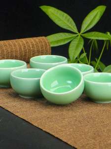 Chinese Style Ceramic Tea Cup Set Fish Shaped Porcelain Gongfu Tea Cups Small Fresh Style Home Use Fish Bowl 6 Pieces Set
