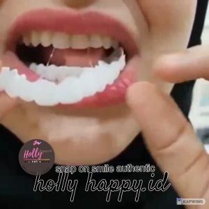 gigi palsu lepas pasang 1set orang dewasa ko gigi palsu penutup ompong silikon Gigi Palsu Instan Lepas Pasang Orang Dewasa Viral Tiktok Snap On Smile