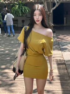 Váy Ngắn Tay Hở Vai Cạp Cao Cho Nữ Mùa Hè 2025 Váy Ngắn Bó Sát Tagkita Pure Color One-piece Dress