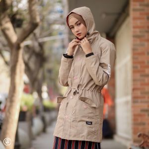 Limited Edition Jaket Muslimah Hijacket MONTIX Cream | Jaket Wanita Panjang | Outerwear For Hijaber Mantel muslimah syari Mantel musim dingin wanita - Mantel muslimah syari mantel cewek Jaket parka wanita - Jaket wanita dewasa Jaket anti air waterproof
