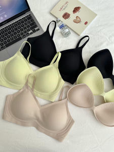 เสื้อชั้นในไร้โครงแบบเต็มคัพสไตล์วันพีซสวมใส่สบาย ระบายอากาศได้ดี ไม่มีรอยตะเข็บ เสื้อชั้นในผู้หญิง สองแผ่นเสริมหน้าอก