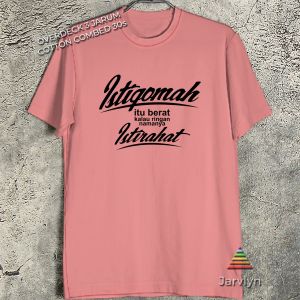 JARVLYN - KAOS DISTRO PRIA DEWASA MOTIF SIMPLE ISTIQOMAH ITU BERAT COTTON COMBED 30s T-SHIRT PREMIUM