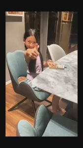 เก้าอี้มินิมอลรูปร่าง พร้อมส่งทันที** สไตล์มินิมอล แบบหมุนได้