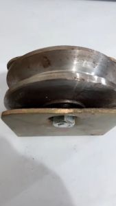 Roda Besi AS 7cm: Aksesoris Kendaraan yang Tepat