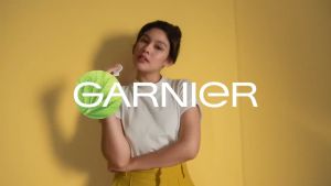 (PROMO!!) Paket Skincare Garnier Bright Complete Vitamin C Complete Set untuk Mencerahkan Wajah Krim Pagi Krim Malam Cleanser Micellar Water Wajah Mencerahkan (Micellar 125 ml + Day Cream & Night Cream 50 ml + Foam 100 ml)