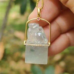 Beautifully Crafted Pixiu Stamp Pendant on Icy Translucent Natural Type A Jadeite Jade set with 18k certificate weighs 6.95 grams measurement 33.9 * 16.6 * 8.5 mm (18kp100)