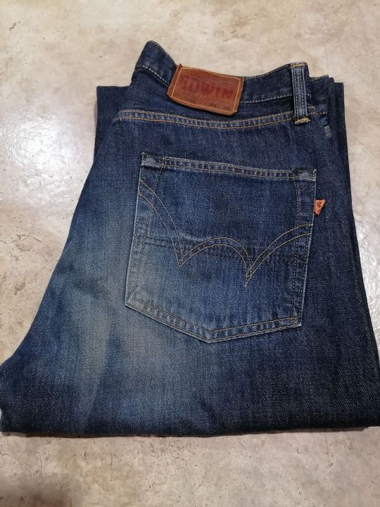 Edwin Jeans. กางเกง ยีนส์ ขา กระบอก (ริมแดง) ผ้า หนา ๆ นุ่ม ๆ สวยมาก ...