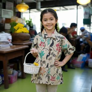 BATIK ATASAN ANAK PEREMPUAN 4 TAHUN sampai 10 TAHUN