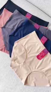 ESUNA กางเกงในไร้ขอบ ผ้าไหมน้ำแข็ง กระชับก้น เอวปกติ กางเกงในผู้หญิง ผ้าลื่นใส่สบาย เย็น ไม่อับชื้น