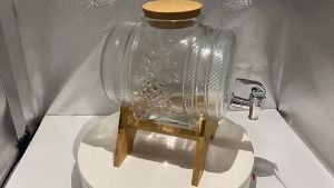 Sealed Glass Bubble Wine Bottle: A Household Wine Storage Solution