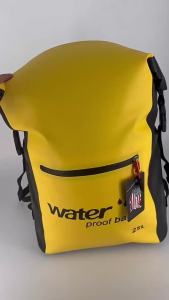 2025 กระเป๋ากันน้ำกลางแจ้ง กระเป๋ากันน้ำ กระเป๋าแยกแห้งและเปียก กระเป๋าถัง กระเป๋าสำหรับล่องแพและเดินป่า 25L กระเป๋าเก็บของ รหัสลับ การแจก